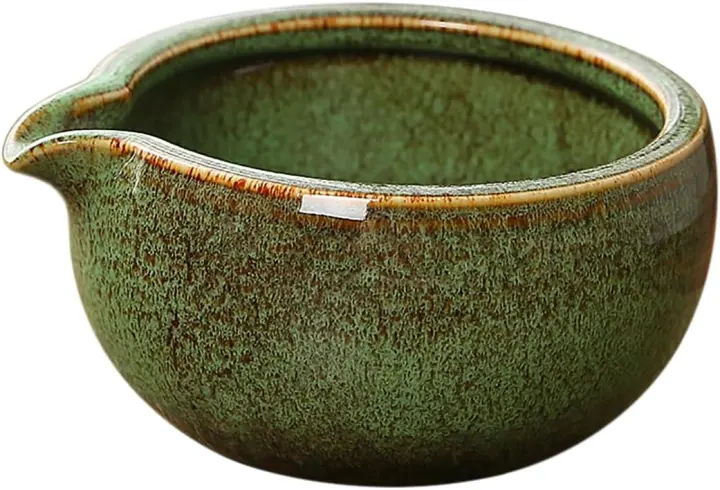 Sizikato Porcelain Matcha Bowl with Pour Spout — 5.2" Chawan