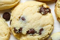 Decadent Keto Chocolate Chip Cookies