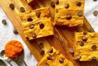 Spiced Paleo Pumpkin Blondies