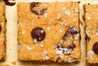 Caramelized Brown Butter Chocolate Chip Cookie Bars