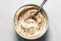 Homemade Whole30 Garlic Aioli