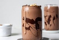 Guilt-Free Vegan Snickers Smoothie