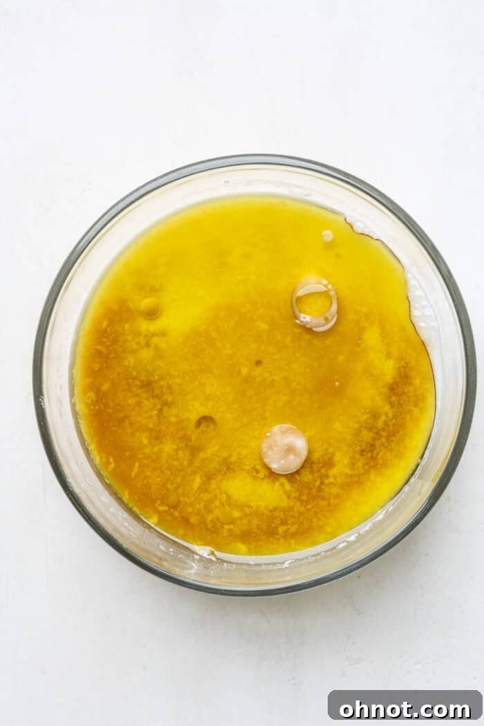 Avocado oil measured in a bowl.