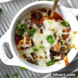 Crustless pizza bowls, a quick and healthy dinner option.