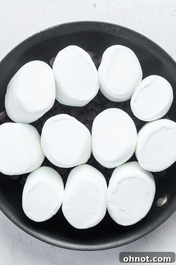Marshmallows in pan.