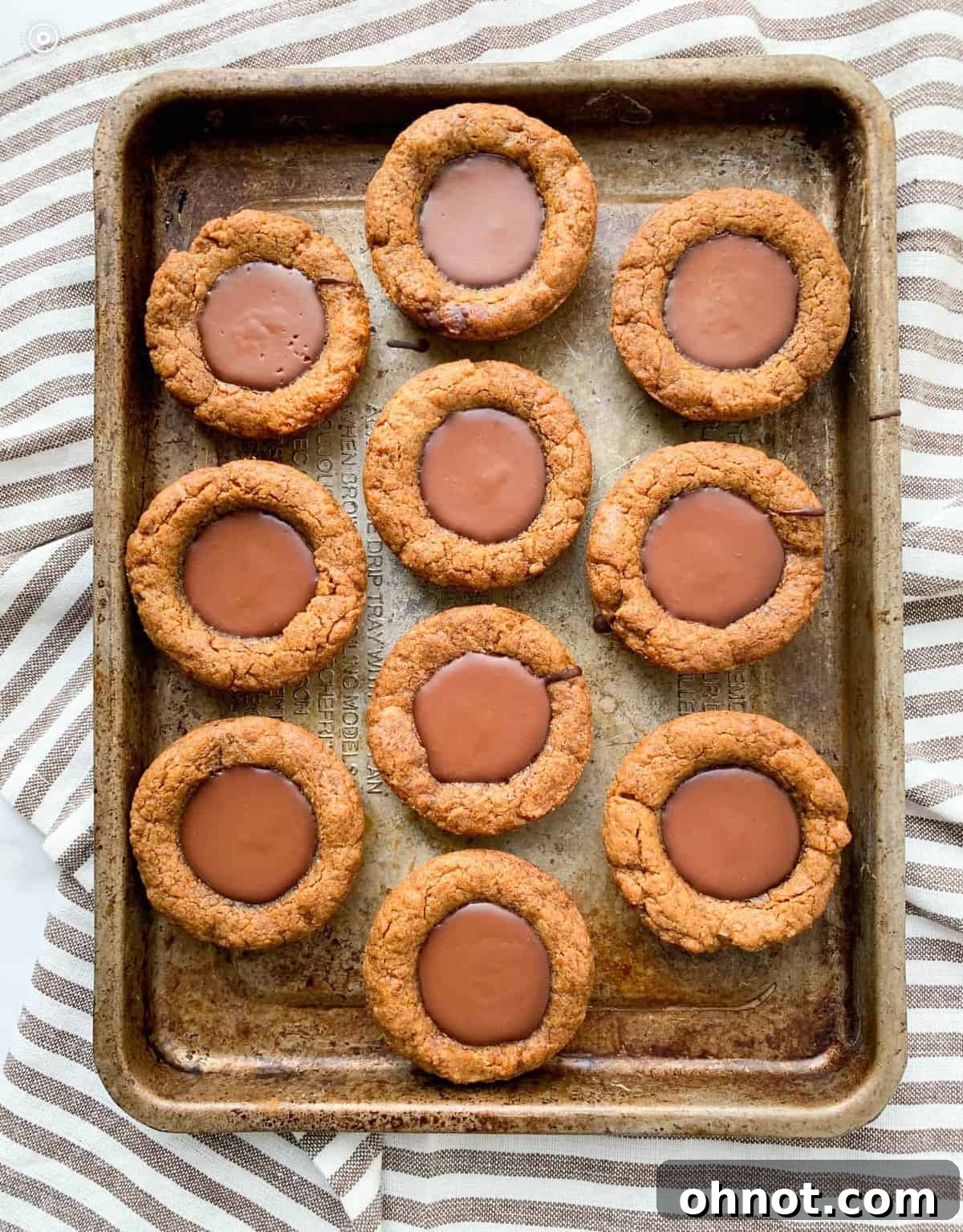 Delicious Almond Butter Dark Chocolate Cookie Cups