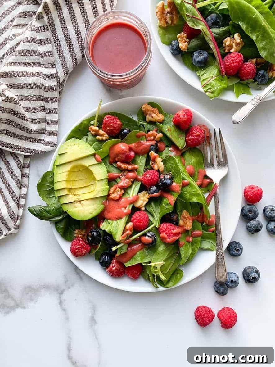Whole30 Berry Salad with Raspberry Vinaigrette