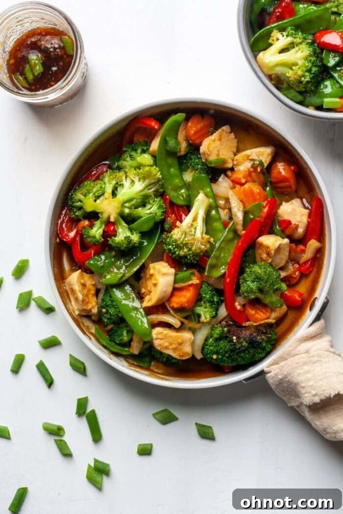 Paleo chicken and broccoli stir fry