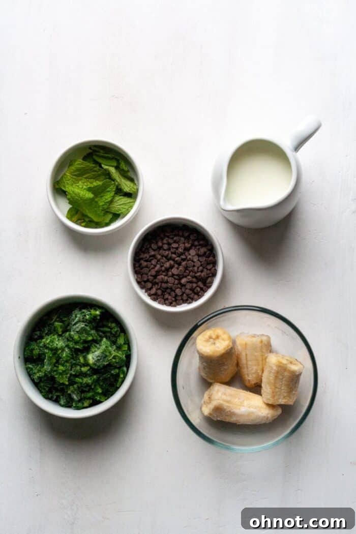 Ingredients for Mint Chocolate smoothie.