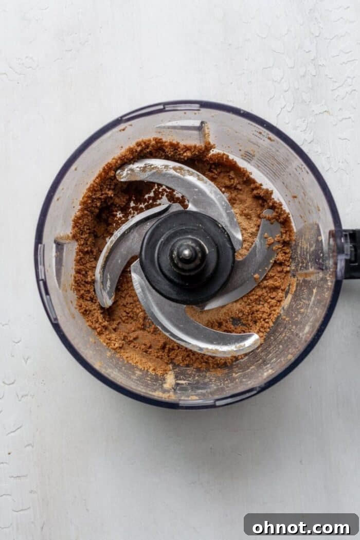 Food processor with nuts