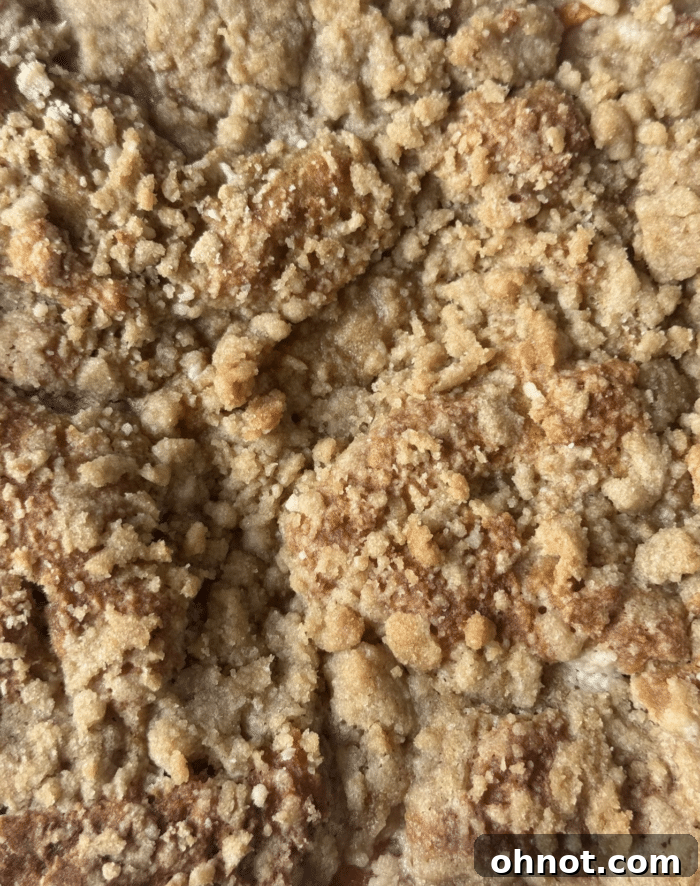 Crumbly topping.